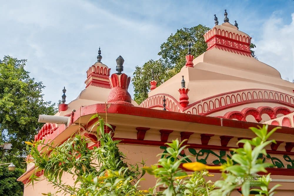ঢাকেশ্বরী মন্দির